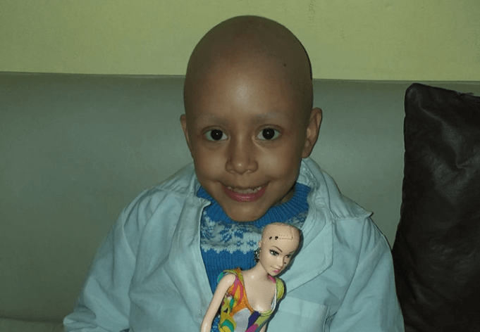 Úžasné! 52 cyklů chemoterapie zvládla překonat teprve 8-mi letá dívka!