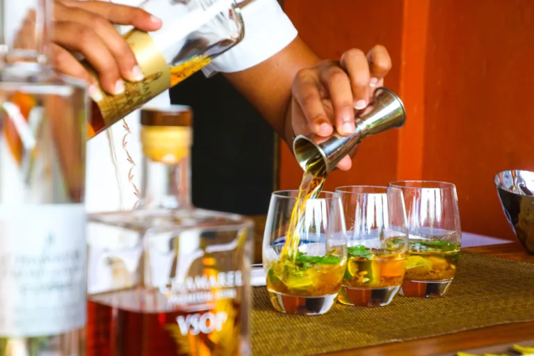 Máme pro Vás 5 tipů na zábavné alkoholové hry na každou párty!