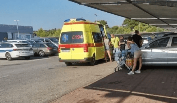 Čeští turisté v Chorvatsku opustili dítě v rozpáleném autě! Jeho zoufalý křik a pláč byly slyšet na dálku, zatímco bojovalo o život.